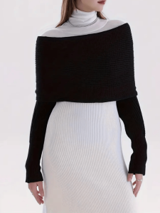 Sweter Szal Z Rękawami Czarny Dolores